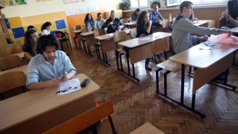 Красимир Вълчев: Учебната година приключва присъствено за всички ученици