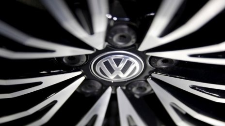 Печалбата на Volkswagen за полугодието надхвърли очакванията 