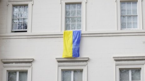 Коалицията ще продължи разговорите за украинската помощ и след посещението в Киев