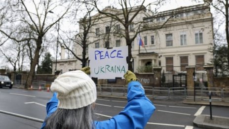 Анна Кръстева: Скандално е войната да се разглежда като електорална тема