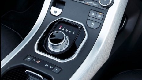 Над 500 000 автомобилa с трансмисия ZF се прибират в сервиза