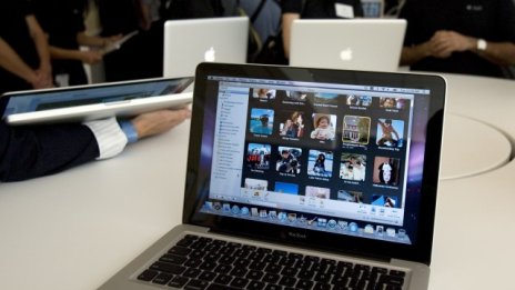 Apple планира тотално обновление на MacBook Pro