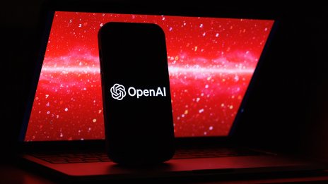 OpenAI очаква най-малко 220 млн. платени абонати на ChatGPT до 2030 г.