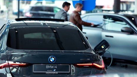 Анкета: Шофьорите в Германия не са готови да електрифицират своя личен транспорт