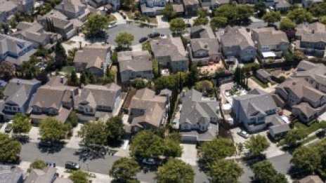 Средните цени на жилищата в САЩ за първи път преминаха прага от 400 хил. долара