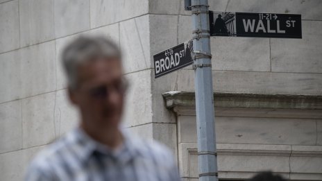 Заплатите на шефовете на компаниите от S&P 500 са 272 пъти по-големи от тези на служителите