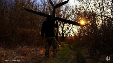 Русия модернизира противоградни ракети за борба с дронове, Украйна атакува рафинерии*