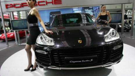 Cayenne завладя пол позишъна в Porsche