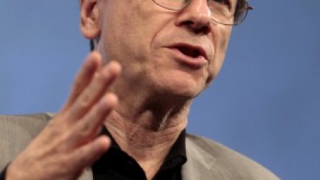 Джефри Сакс: Теорията на Кейнс не може да реши днешните проблеми