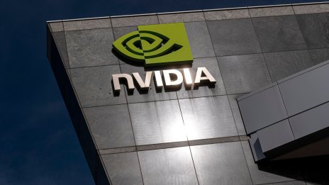 Отчетът на Nvidia предизвика рали на акциите, свързани с изкуствения интелект 