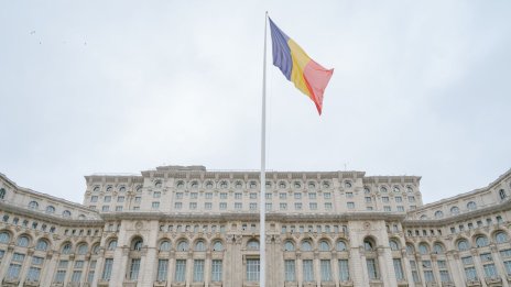 Румъния насрочи нови президентски избори, но резултатите може би ще са същите