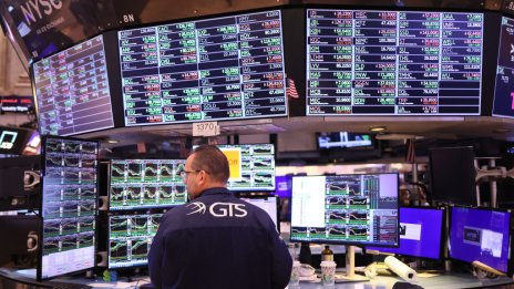 Ако в САЩ предстои меко кацане, защо акциите на малките компании не поскъпват