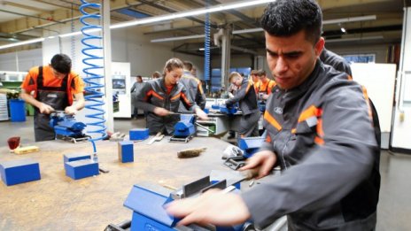 Германският пазар на труда се нуждае от 260 хил. мигранти годишно 