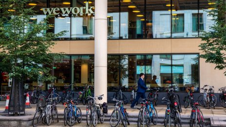 Най-скъпият преди време американски стартъп WeWork поиска защита от фалит