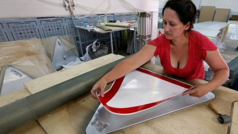 Испанското производство нарасна през май с най-бавния темп от година и половина