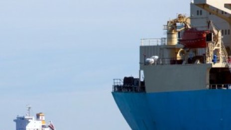 Рекордният ръст на заразените с COVID-19 натежава над цените на петрола*