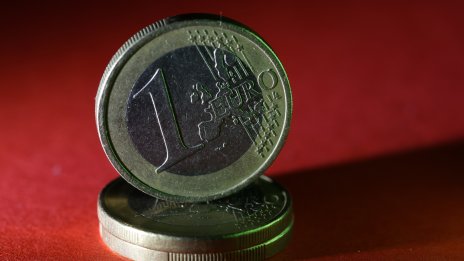 Два месеца след приемането на еврото почти 4 млрд. лв. остават в населението