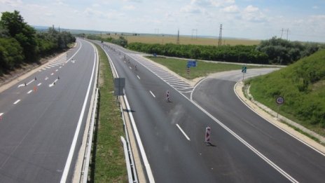 Петя Аврамова: През 2019 г. ще се строят нови пътища за 1 млрд. лева