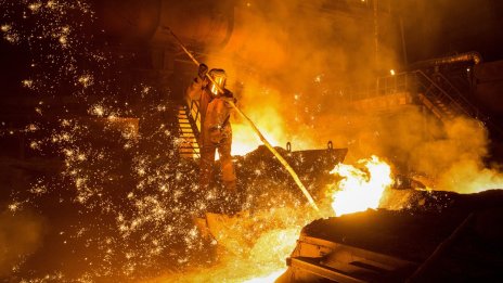 Промишленото производство у нас забавя ръста си за втори пореден месец