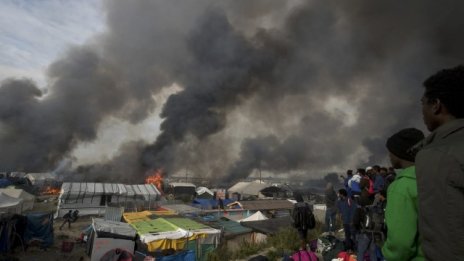 Кале след "Джунглата" - търговците се надяват на подем