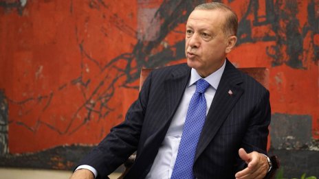 Когато привърженици на конспиративни теории управляват държави