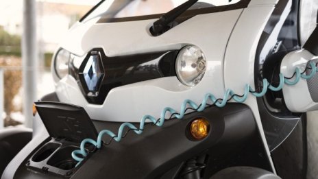 България е четвърта в ЕС по ръст на продажбите на електромобили и трета при бензина