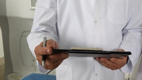 Кунева сезира прокуратурата за управлението на Медицинския университет в София