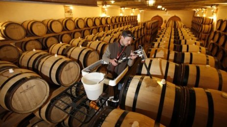 България е сред държавите от ЕС с най-силен спад на разходите за алкохол