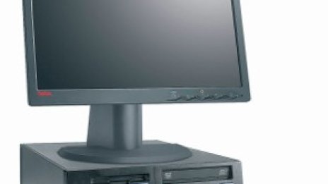 Печалбата на Lenovo се удвои след силни продажби в чужбина