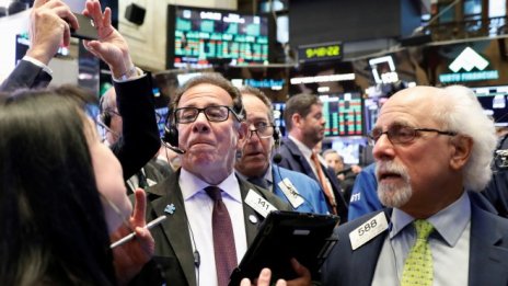 NAFTA тласна Dow с почти 200 пункта нагоре