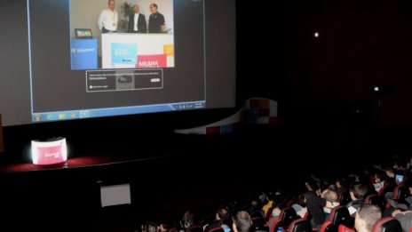 Metro интерфейсът е визията на Microsoft за следващите 15 години