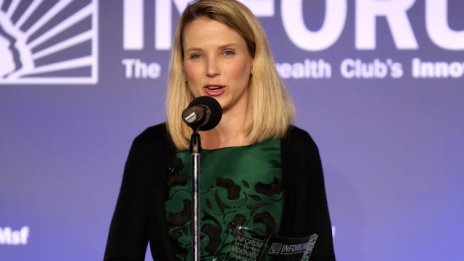 Yahoo реорганизира рекламния си бизнес