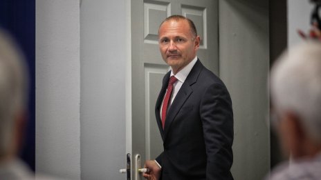 Турция предлага да участваме в техните преговори за внос на втечнен газ