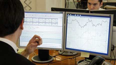 Трейдър: Финансовата корекция на пазарите е неочаквана, но здравословна