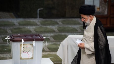 Световните сили се събират заради ядрената сделка след изборите в Иран