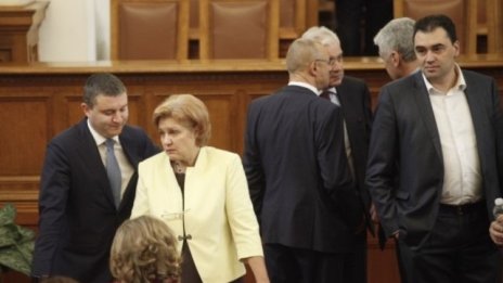 Парламентът прие финансовата рамка на бюджета за 2019 г.*