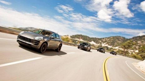 Porsche разкри шпионски снимки на Macan