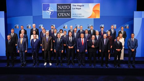 Европа успокоява Тръмп с обещания за НАТО, които не може да си позволи