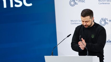 Зеленски призова съюзниците да запълнят "изкуствения" недостиг на оръжия за Украйна