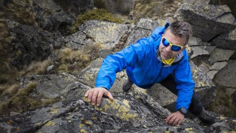 Боян Петров се включи в юбилейна фотосесия, преди да поеме към връх Гашербрум II