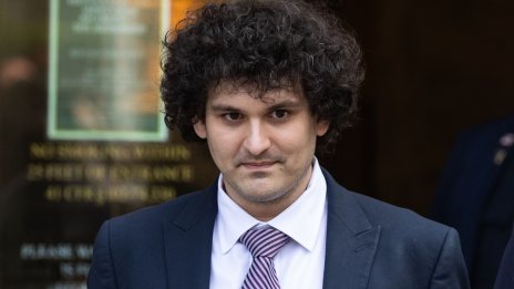 Банкман-Фрийд иска временно освобождаване от затвора, за да подготви защитата си