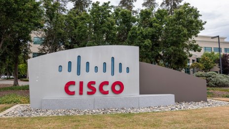 По-слабото търсене на мрежово оборудване помрачи прогнозата на Cisco