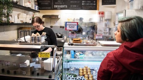 Проблем с търсенето или с предлагането има глобалната икономика?