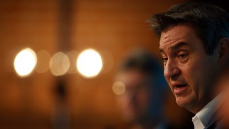 Множеството германци подкрепят кандидатурата на Зьодер за канцлер