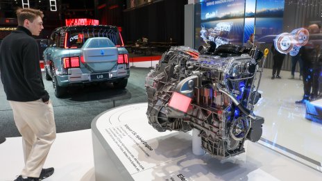 Китайските марки продават повече коли от всякога в Европа, но не и изцяло електрически