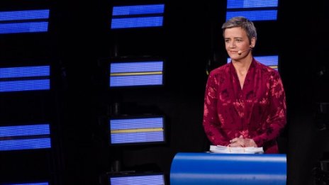 Вестагер: Необходими са „особено високи“ стандарти за изкуствения интелект