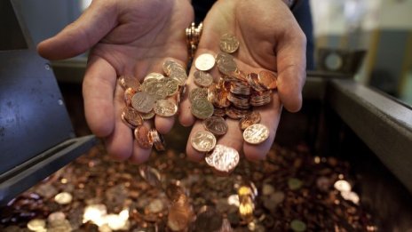 ЕК обмисля премахването на монетите от 1 и 2 цента?