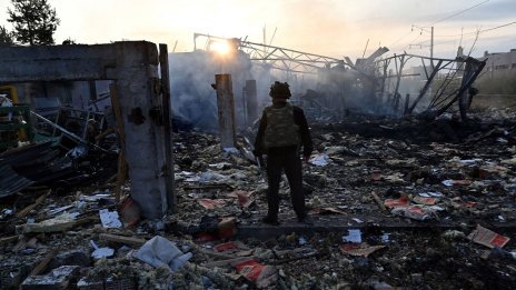 За първи път Русия хвърли 3-тонна бомба в Харковска област