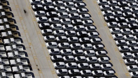 Каквото и да ви казва Илон Мъск, автономните коли са далечно бъдеще