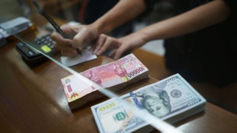 S&P: Глобалният дълг може да стигне 260% от БВП